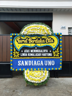 Papan Bunga Duka di Gollo